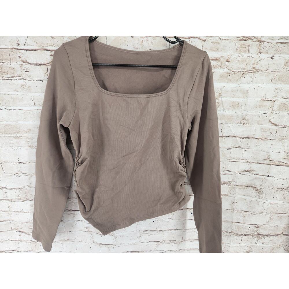 OQQ Slimming Top Size Large NEW Brown